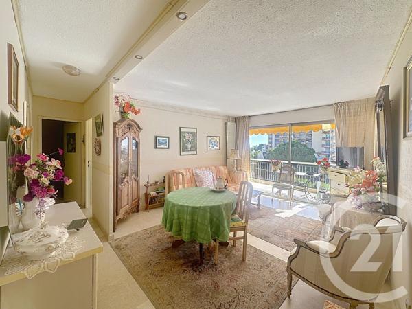 Appartement F2 à vendre  2 pièces - 54,79 m2 MANDELIEU LA NAPOULE - 06