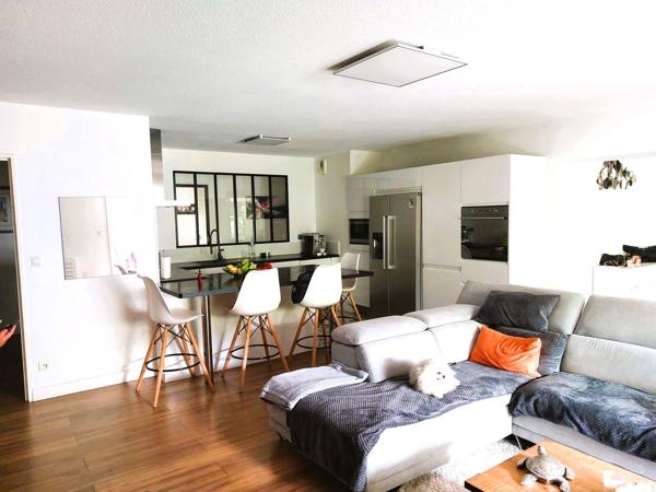 Saint raphaël vaste appartement avec garage proche centre ville