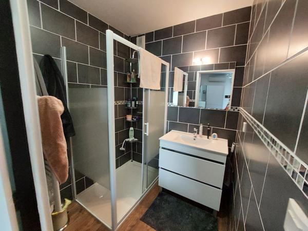 Saint raphaël vaste appartement avec garage proche centre ville