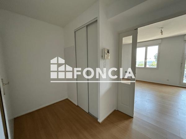 Location Appartement 2 pièces 42.12 m² - 31 RUE DE LA FOSSE AU LAIT Amiens 80000