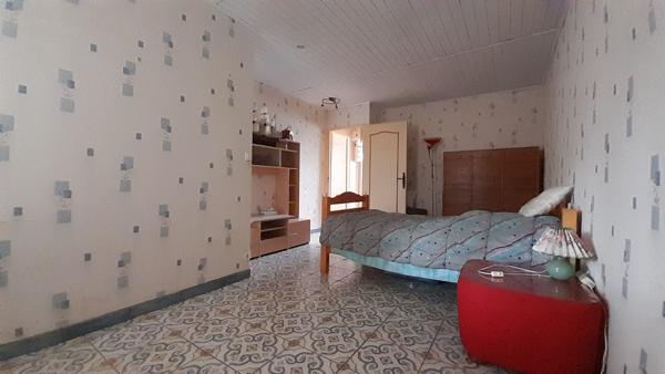 ROCHEFORT - Maison de plain-pied de 103 m²  -  garage - jardin - Proche écoles et commerces