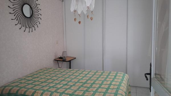 ROCHEFORT - Maison de plain-pied de 103 m²  -  garage - jardin - Proche écoles et commerces