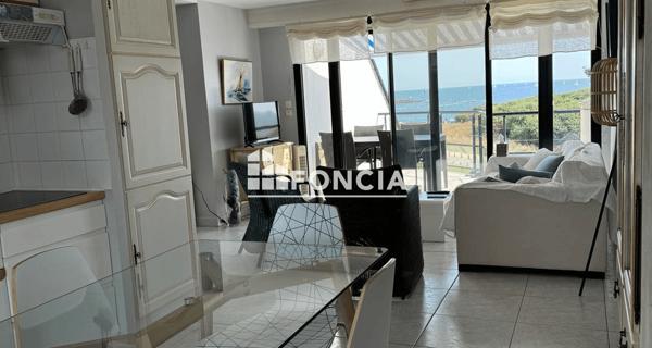 Location Appartement meublé 2 pièces 46.85 m² - Larmor-plage 56260