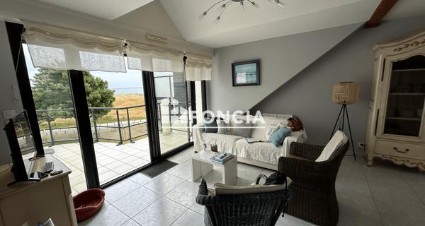 Location Appartement meublé 2 pièces 46.85 m² - Larmor-plage 56260