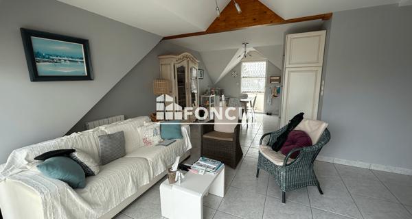 Location Appartement meublé 2 pièces 46.85 m² - Larmor-plage 56260