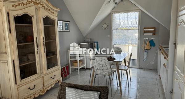 Location Appartement meublé 2 pièces 46.85 m² - Larmor-plage 56260