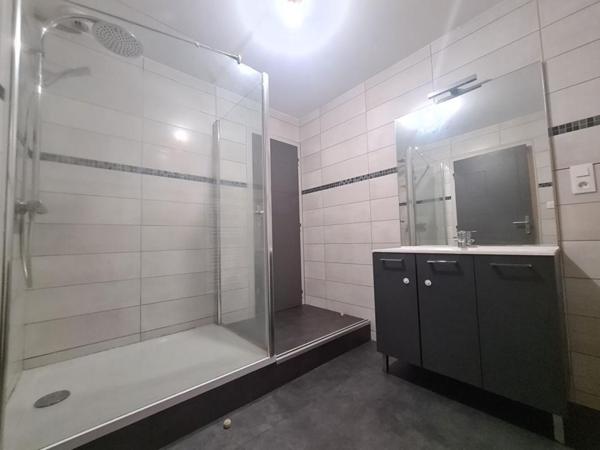 Location Appartement 4 pièces 92.38 m² - Charmes 88130