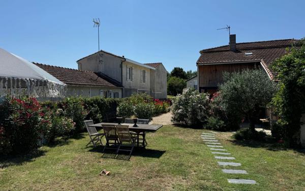 Maison à vendre    5 pièces •  Arvert