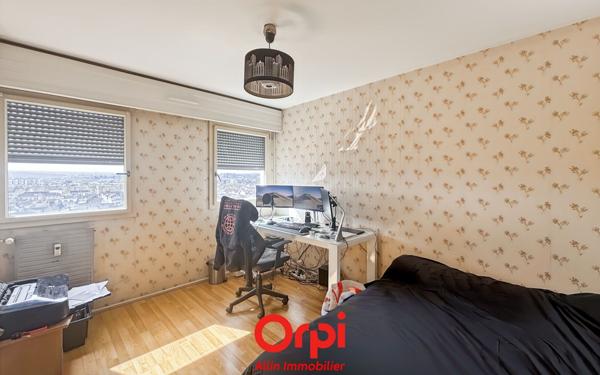 Appartement à vendre    2 pièces • 54,02 m2 Montluçon