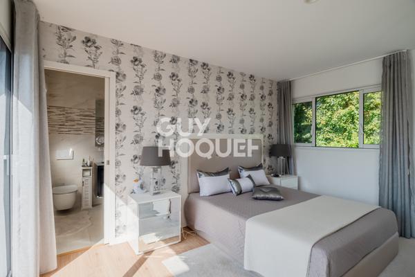 Villa à vendre de 4 pièces -202m² - piscine - garage - double terrasse