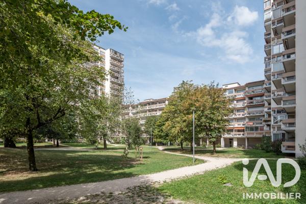 Appartement à vendre 4 pièces 77 m² Grenoble
