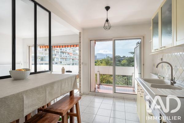 Appartement à vendre 4 pièces 77 m² Grenoble
