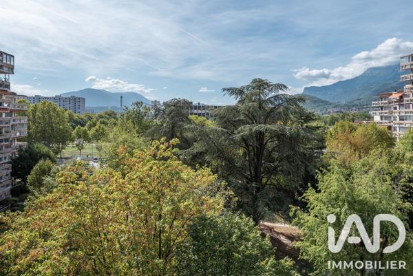 Appartement à vendre 4 pièces 77 m² Grenoble