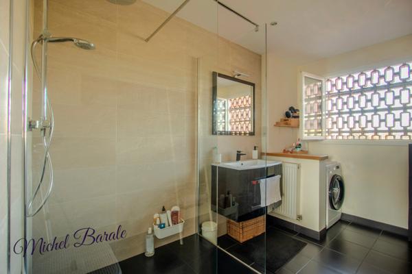 🏡 Feyzin – Lumière, calme et belle rénovation : un appartement où il fait bon vivre !