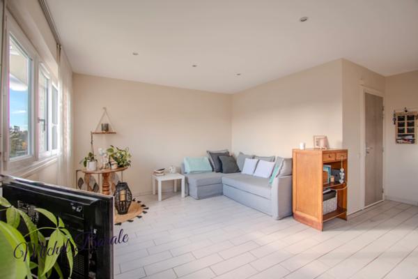 🏡 Feyzin – Lumière, calme et belle rénovation : un appartement où il fait bon vivre !