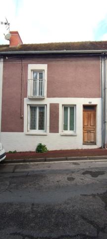 Maison 3 pièces à vendre Descartes - 37160 / Réf: 11957