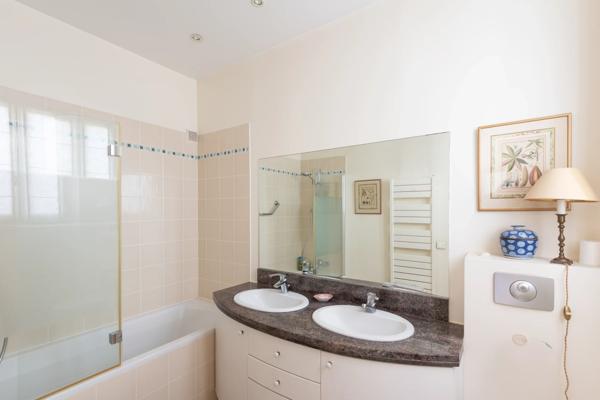 Appartement Paris 16 e - AUTEUIL / MONTMORENCY