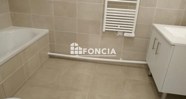 Location Appartement 2 pièces 38.31 m² - Châtenay-malabry 92290