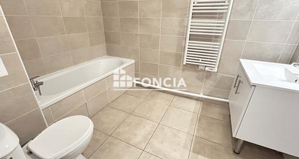 Location Appartement 2 pièces 38.31 m² - Châtenay-malabry 92290
