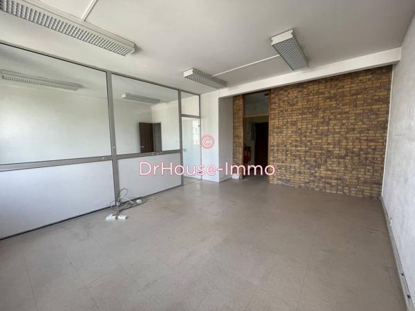 Immeuble à vendre 10 pièces de 542 m²