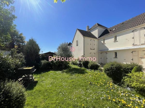 Maison à vendre 5 pièces de 174 m²