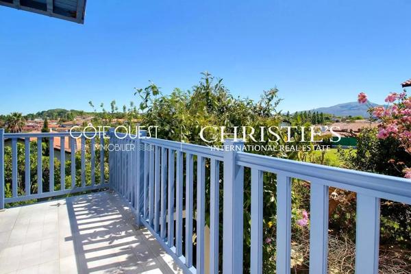À vendre Saint-Jean-de-Luz - Villa proche de la plage d'Erromardie