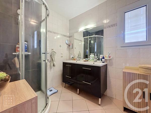 Maison à vendre  4 pièces - 77,94 m 2   LE SOLER  - 66