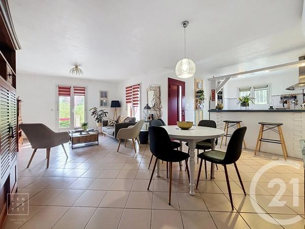 Maison à vendre  4 pièces - 77,94 m 2   LE SOLER  - 66