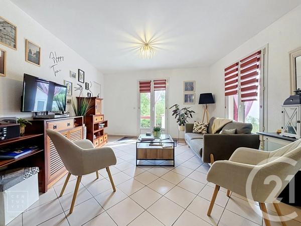 Maison à vendre  4 pièces - 77,94 m 2   LE SOLER  - 66