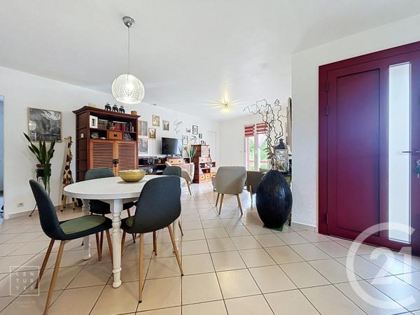 Maison à vendre  4 pièces - 77,94 m 2   LE SOLER  - 66