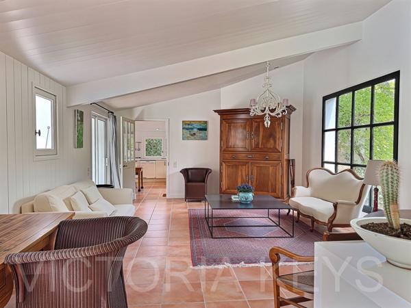 Les Portes-en-Ré – Maison de plain-pied 200 m², 4 chambres, piscine, à 10 min à