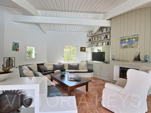 Les Portes-en-Ré – Maison de plain-pied 200 m², 4 chambres, piscine, à 10 min à