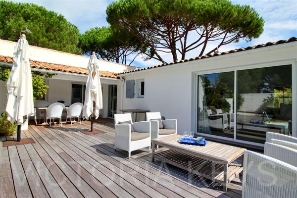 Les Portes-en-Ré – Maison de plain-pied 200 m², 4 chambres, piscine, à 10 min à