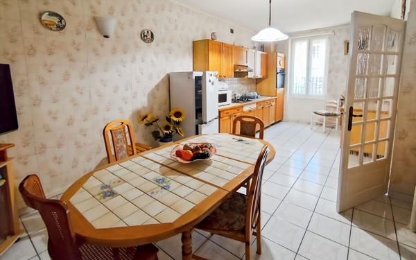 Maison à vendre    4 pièces •  Montluçon