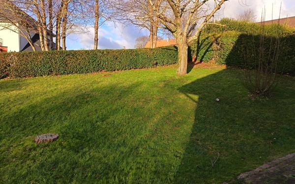 Maison à louer    7 pièces • 141 m2 Eu