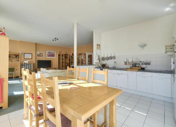 Appartement à vendre    3 pièces •  Lyon 7