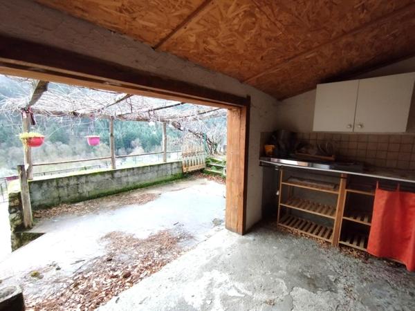 Maison d'habitation 100m2 env. plus terrain, garage, atelier