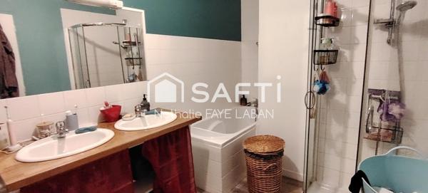 Immeuble de rapport trois appartements.