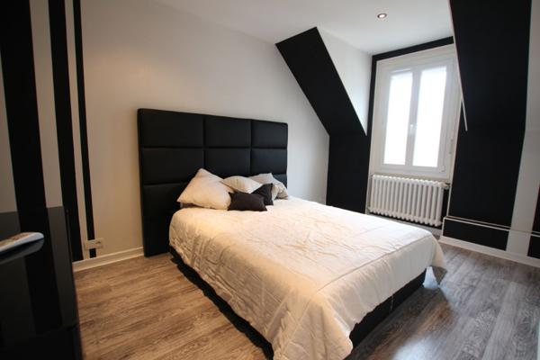 IMMEUBLE DE RAPPORT 4 LOGEMENTS 168 m².