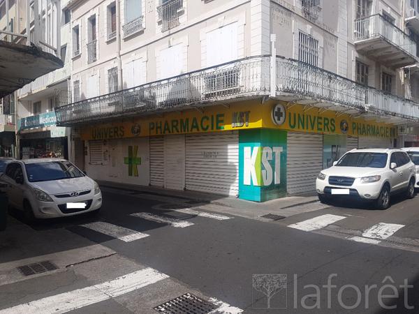 Location bureau Fort-de-France - 13 m² - 650 €/mois