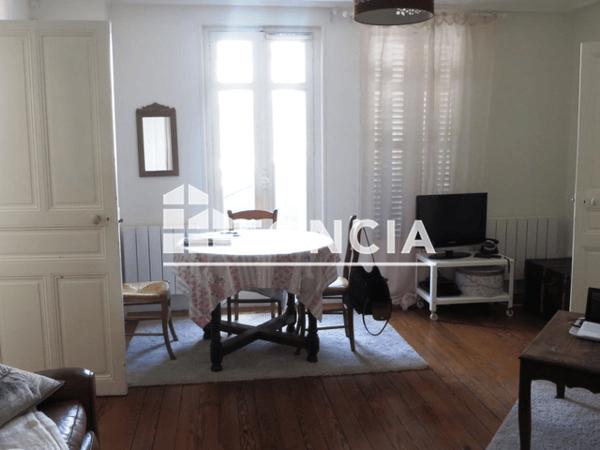 Location Appartement 3 pièces 78.36 m² - 65 RUE GODRANS Dijon 21000