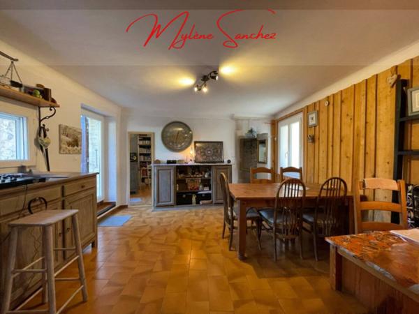 Maison à vendre 5 pièces de 111 m²