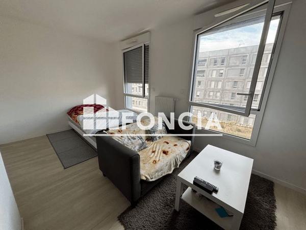 Location Studio 24.41 m² - 18 PLACE JEANNE LAURENT Rennes 35000