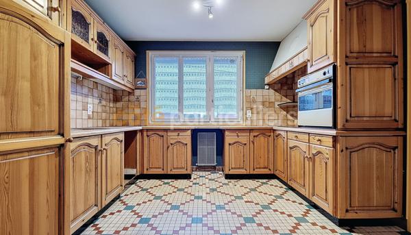 Vente Maison82 m² - 4 Pièces - LA ROCHE SUR YON (85000)