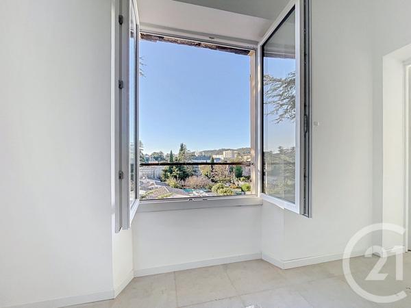 Appartement T3 à vendre  3 pièces - 54 m2 BAGNOLS SUR CEZE - 30