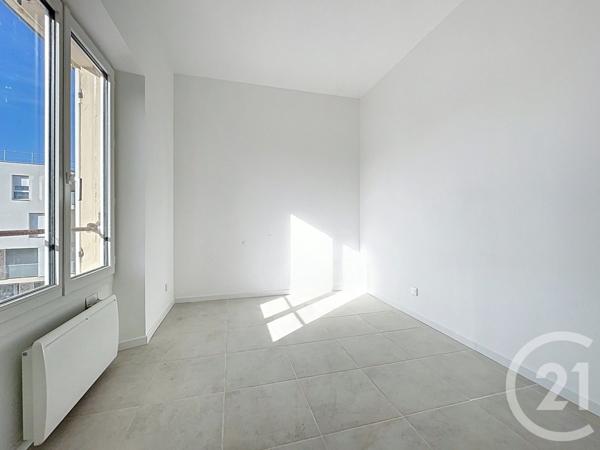 Appartement T3 à vendre  3 pièces - 54 m2 BAGNOLS SUR CEZE - 30