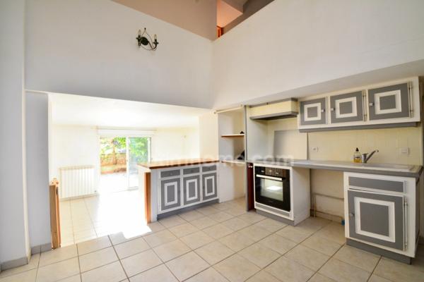 VAILHAUQUES - A vendre, Maison de 97m2 avec grande terrasse