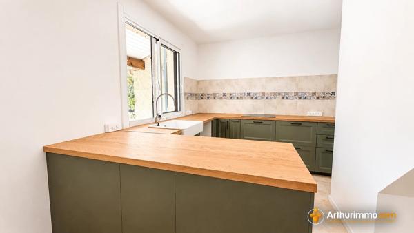 Vente                                                      Villa
                        
                     4 pièces                      115 m2                     à Pourrières
