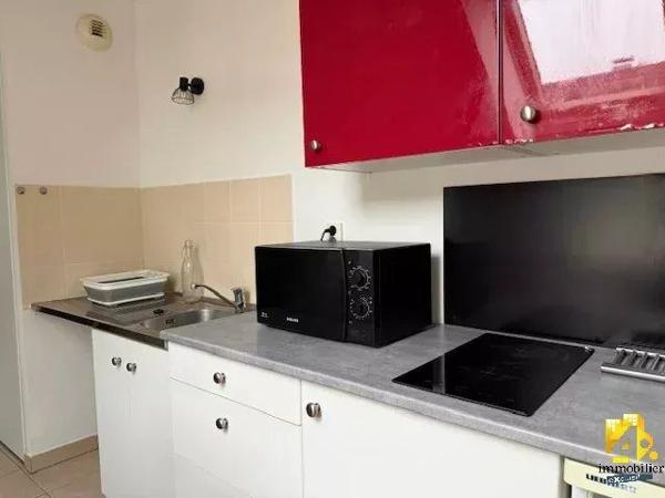 STUDIO MEUBLE avec PARKING sécurisé