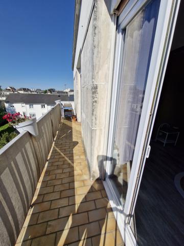 APPARTEMENT T4 - 2 BALCONS - PARKING et CAVE